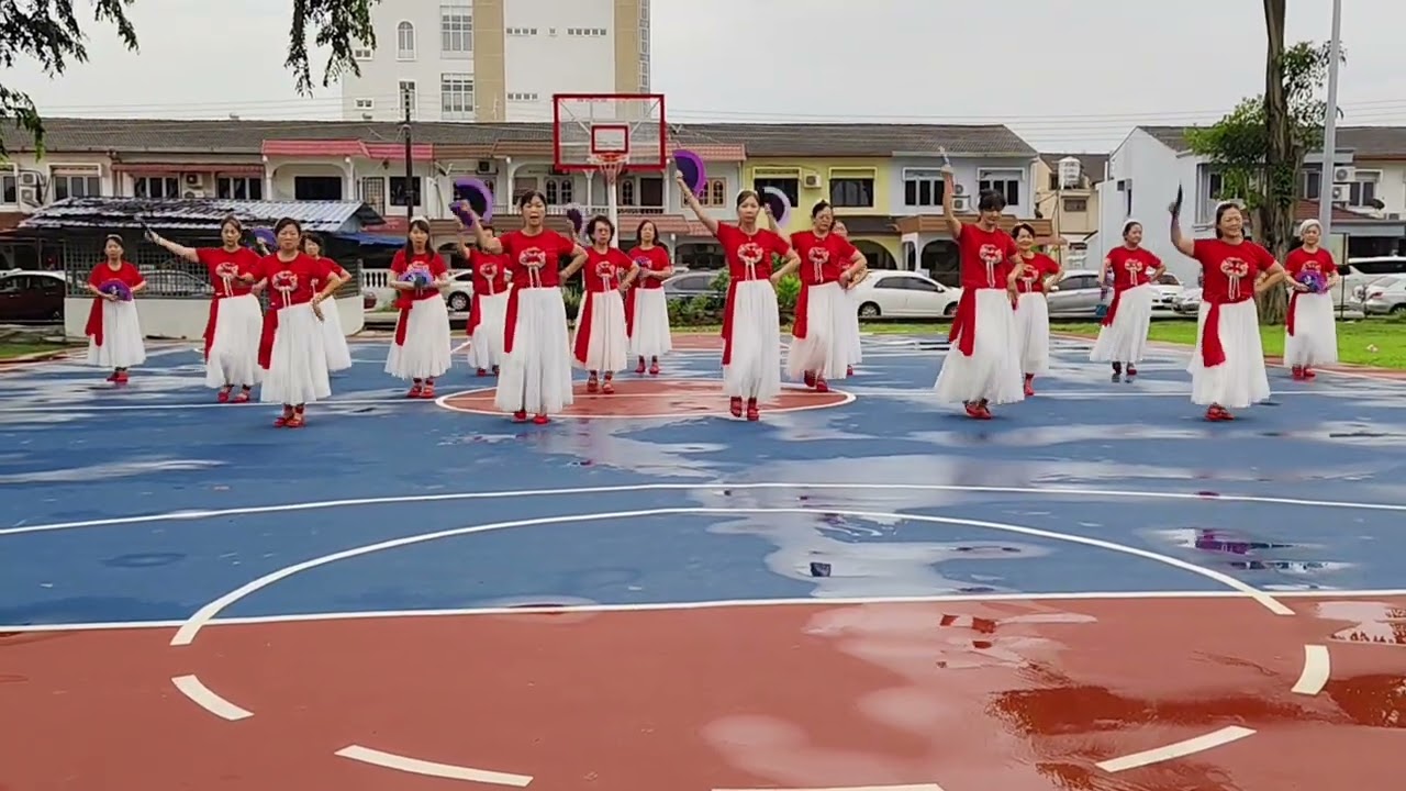 舞蹈：茉莉花（折扇）🌹编舞：Molly Yeoh 老师🌹吧生小伶舞蹈班视频🌹🌹