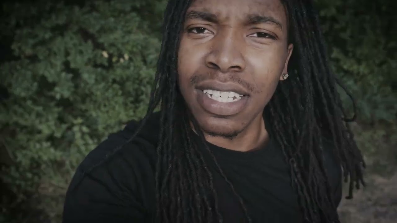 Ftos Twan - "Trapped Out" (Official Video)