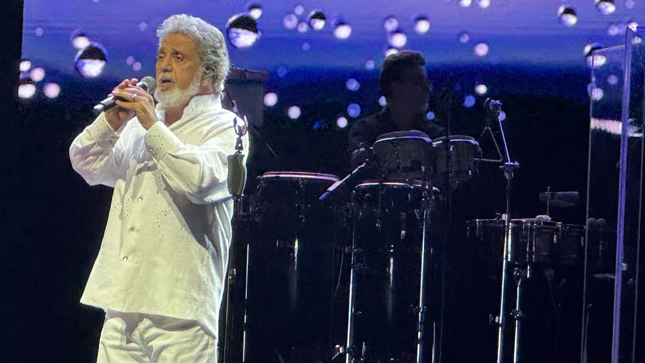 Dariush live in Vienna, Austria