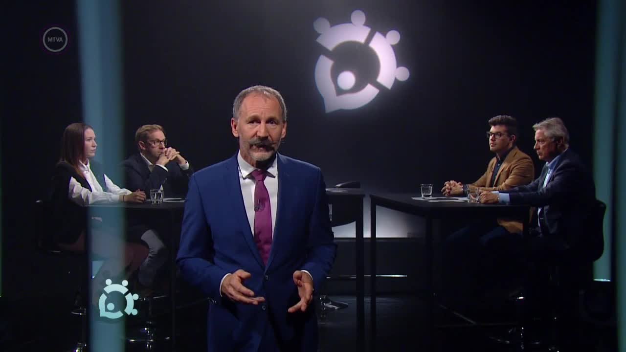 Komment&aacute;r Klub, 2021. szeptember 26. &ndash; V&eacute;lem&eacute;nydiktat&uacute;ra a Facebookon, Merkel-korszak