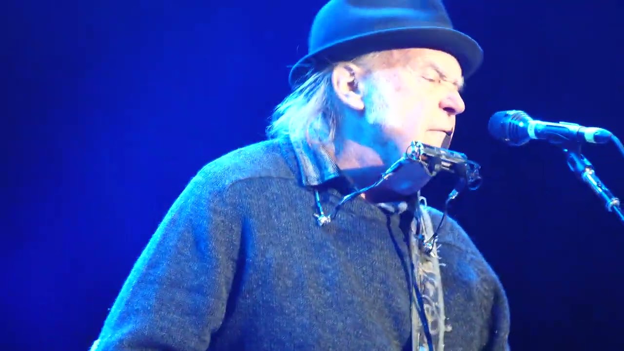 Light Up the Blues ~ Neil Young ~ Ordinary People ~ Greek Theater, L.A,CA 4-26-25