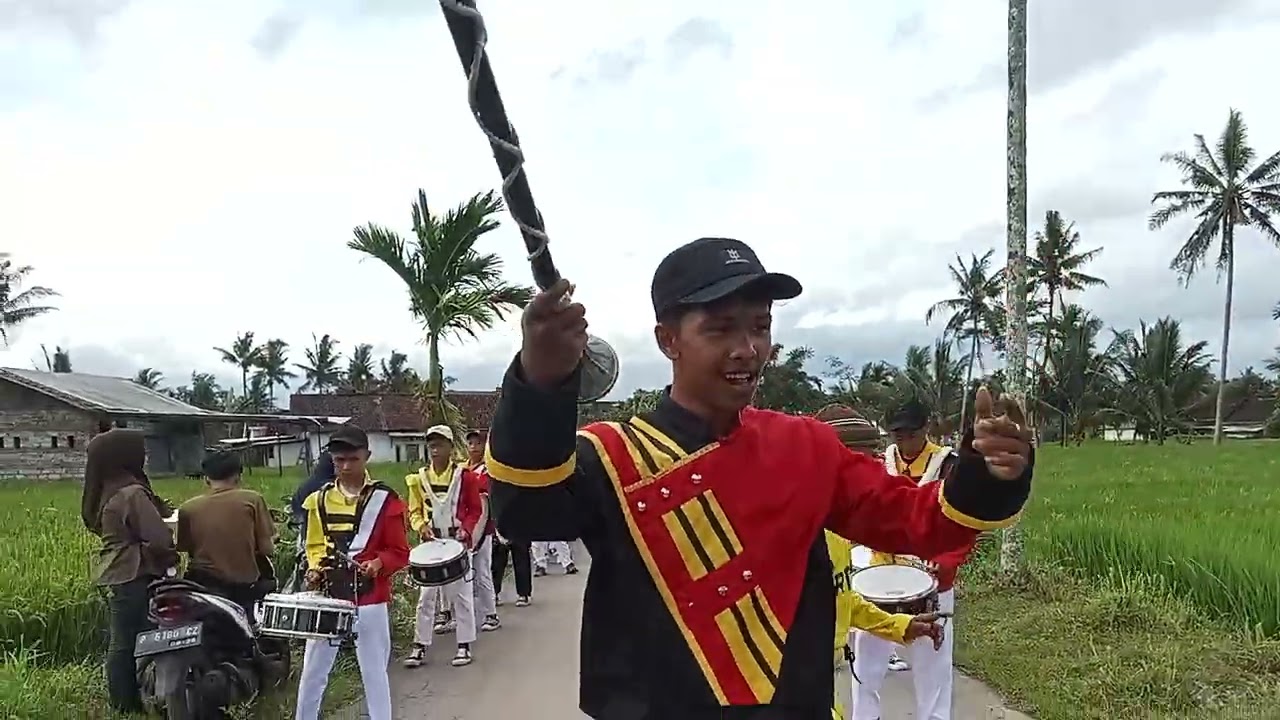KIRAP DRUMBAND MAONG KIDUL DI DESA JAMBEANOM