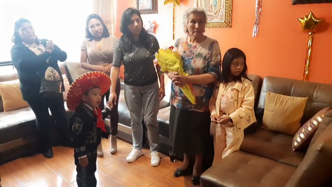 Cumpleaños señora Rinita(1)