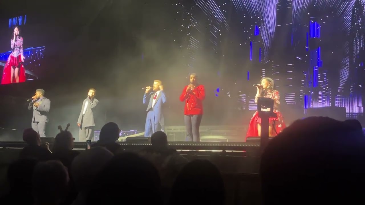 Pentatonix, Christmas in the City Tour, 12/2/2025 - “Hallelujah”