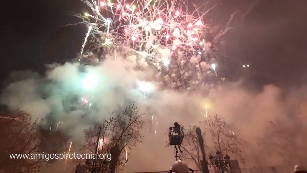 NIT DE LA ALBA 2024 FALLAS VALENCA PIROTECNIA AITANA