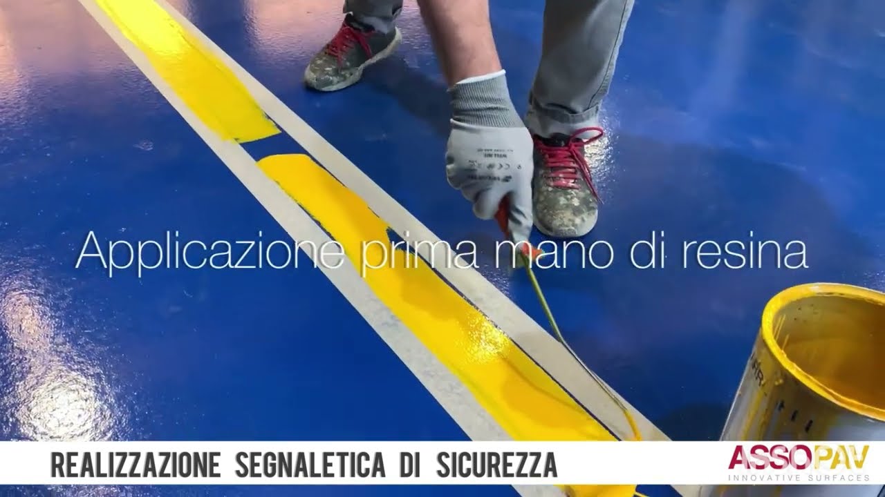 Realizzazione segnaletica orizzontale su rivestimento in resina