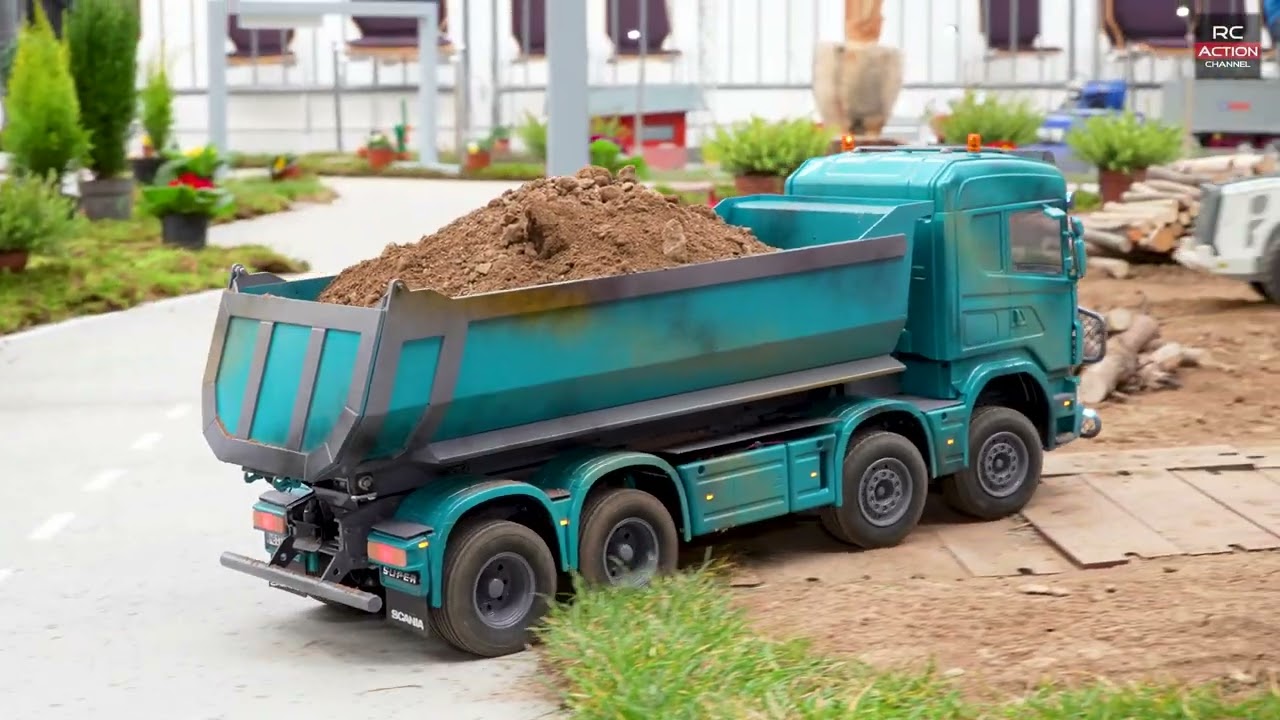 CRAZY RC Trucks & Construction Action at Chemnitz!