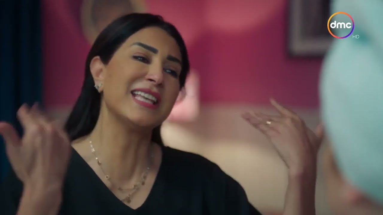 العيلة دي - دلال لقت الشنطة اخير.. شوف لقيتها فينا