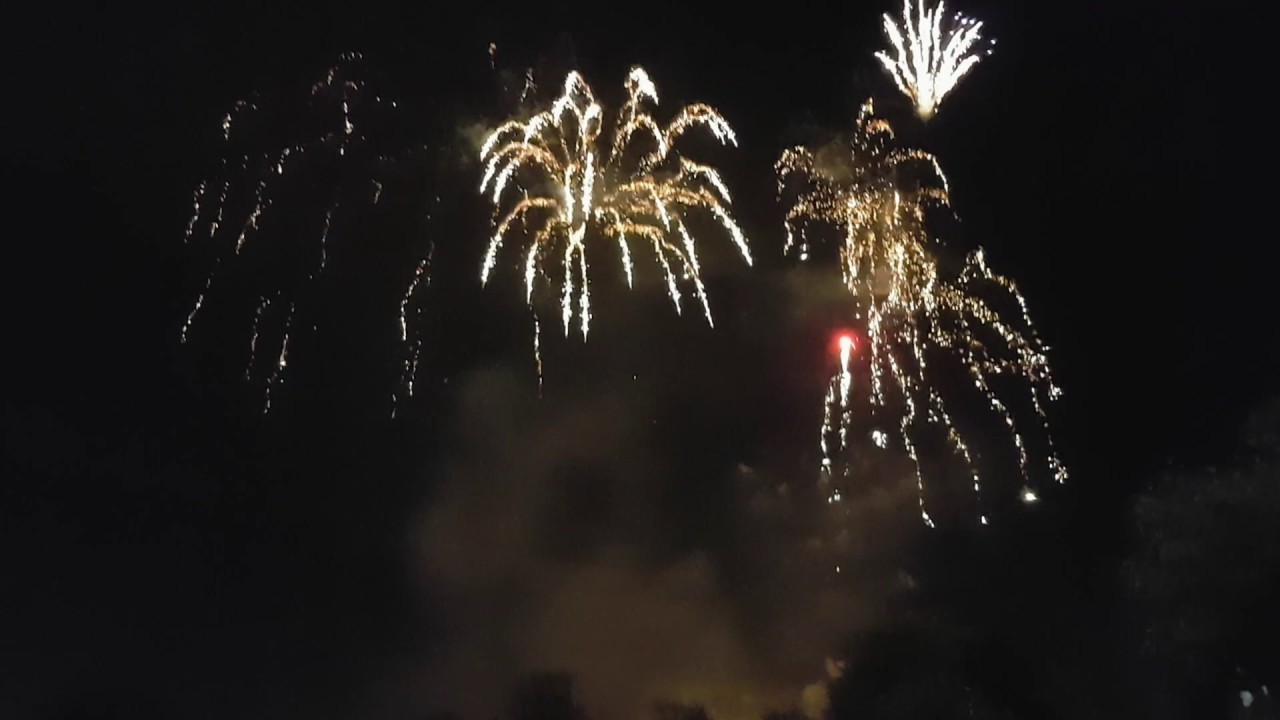 Glasgow green fireworks display 2016