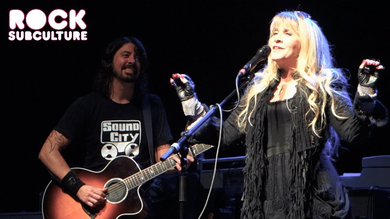 Sound City Players 'Landslide' with Stevie Nicks and Dave Grohl at Hollywood Palladium