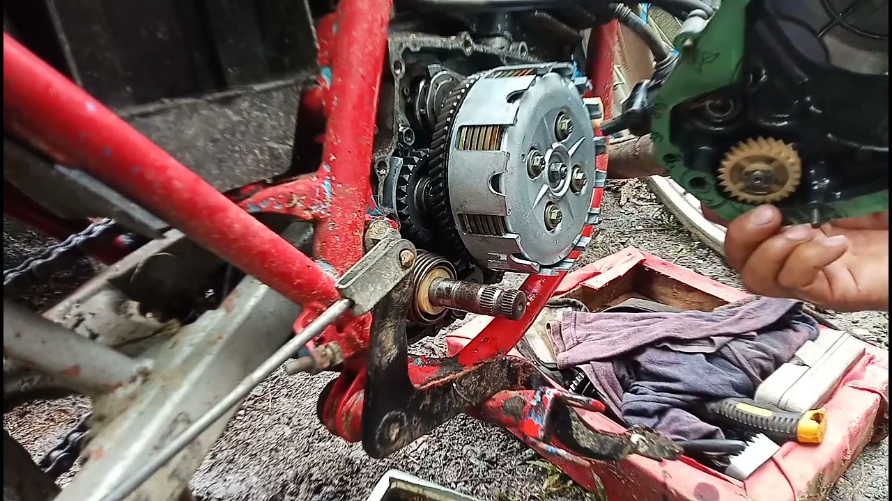 how to install kick starter crank set @dt 125