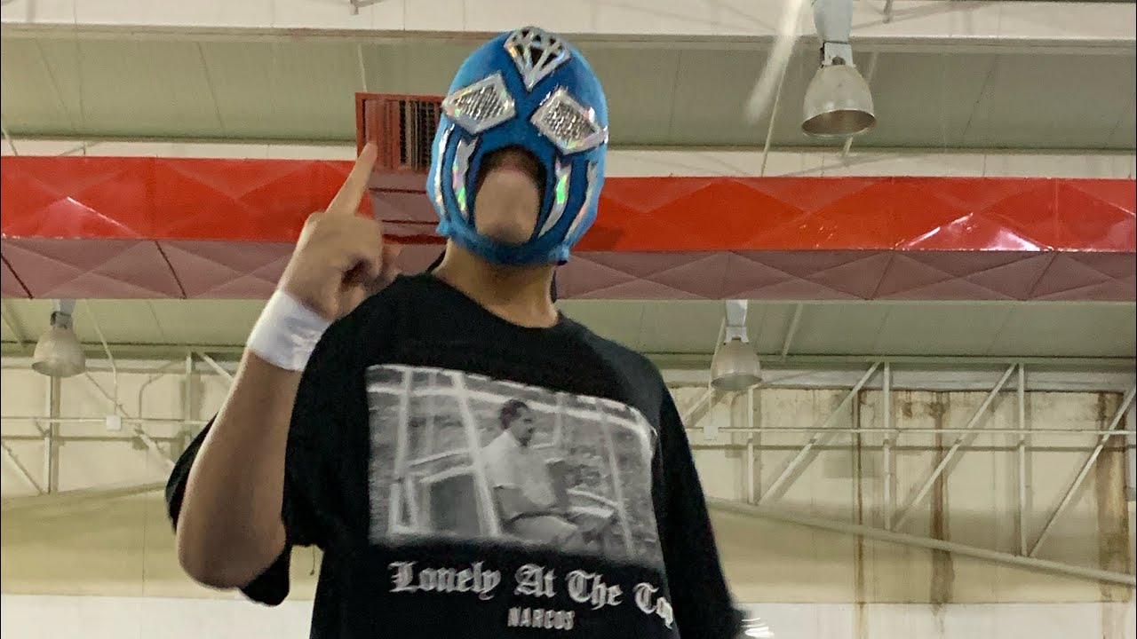 Lucha de Exhibición: Auténtico vs Hijo de Diamanté   
