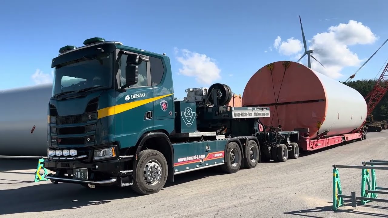 DENZAI  新型スカニア XT 6x6 風車タワー輸送　港湾内移動