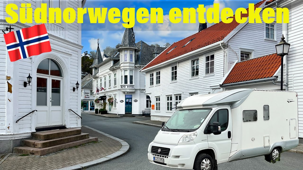 Häuser unterm Berg - Graffitti in Flekkefjord - Norwegen mit dem Wohnmobil