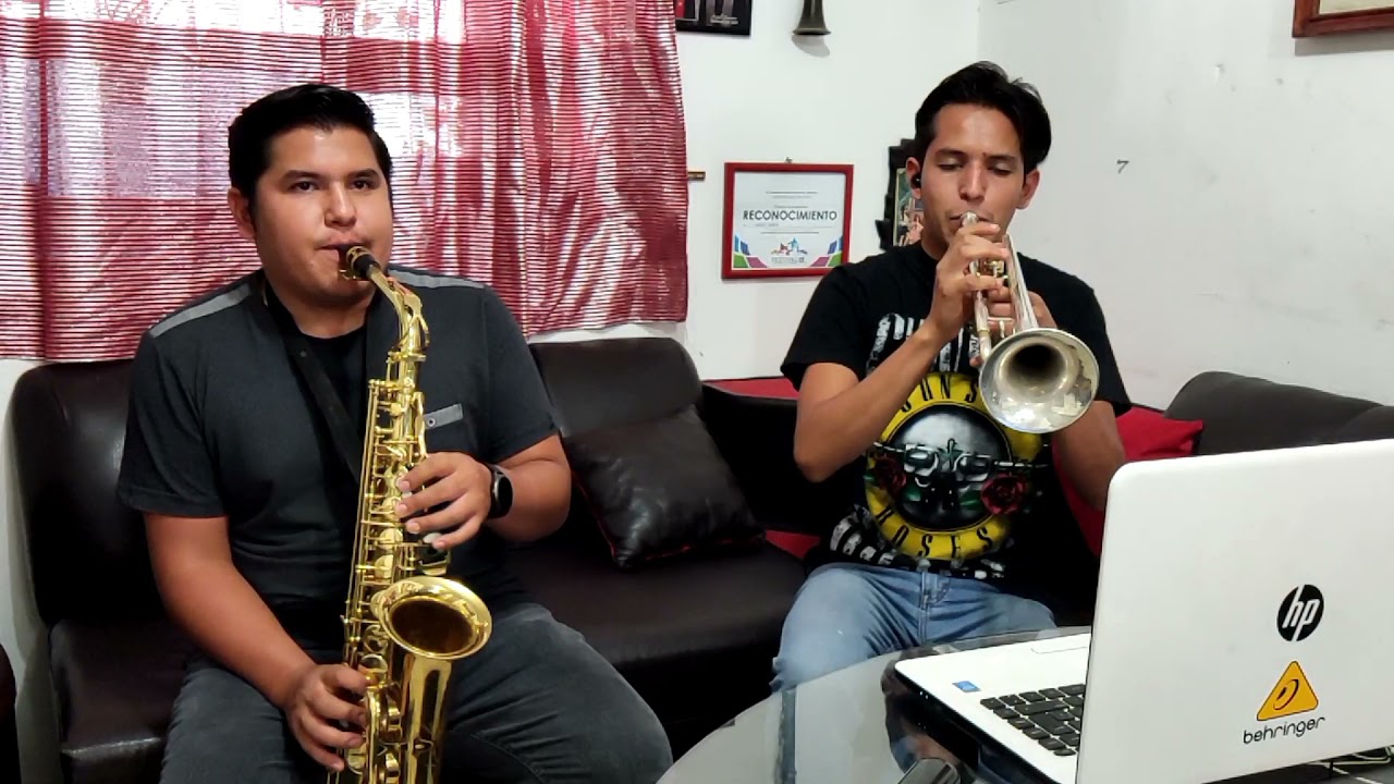 No me queda mas, El chico del apartamento 512 - Selena Intro sax y trompeta