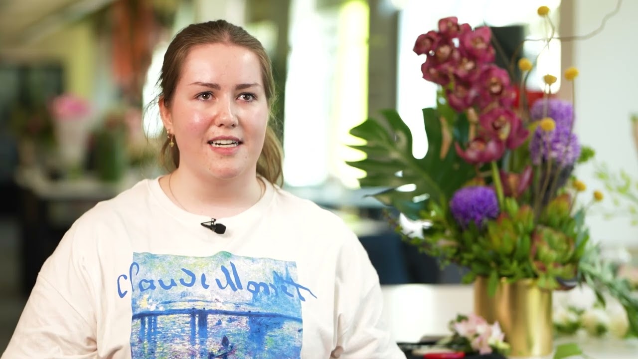 Study floristry at Box Hill Institute