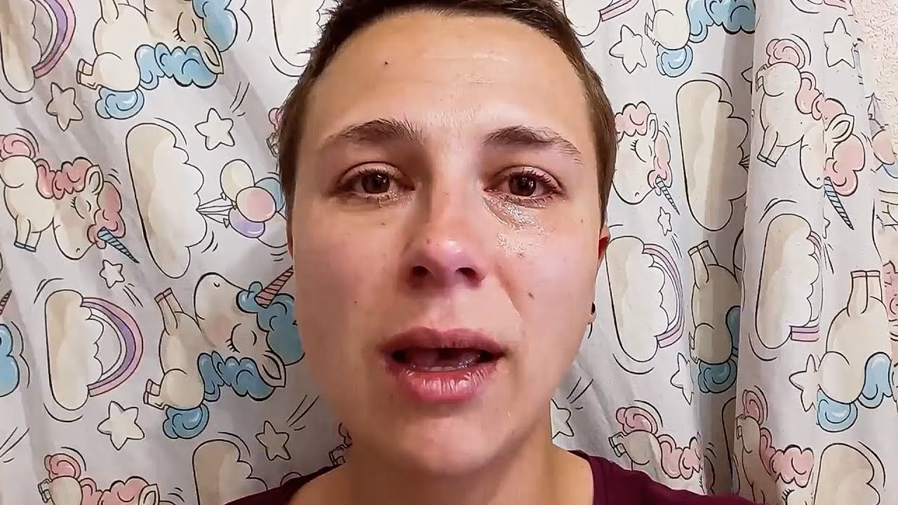 Video-Tagebuch einer Mutter: Olena zeigt Kriegs-Alltag mit drei Kindern und einem Mann an der Front