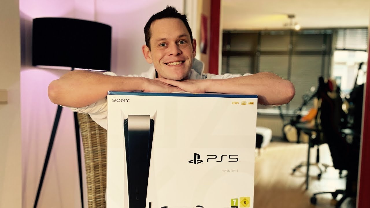 Unboxing: Peter pakt de PlayStation 5 uit!