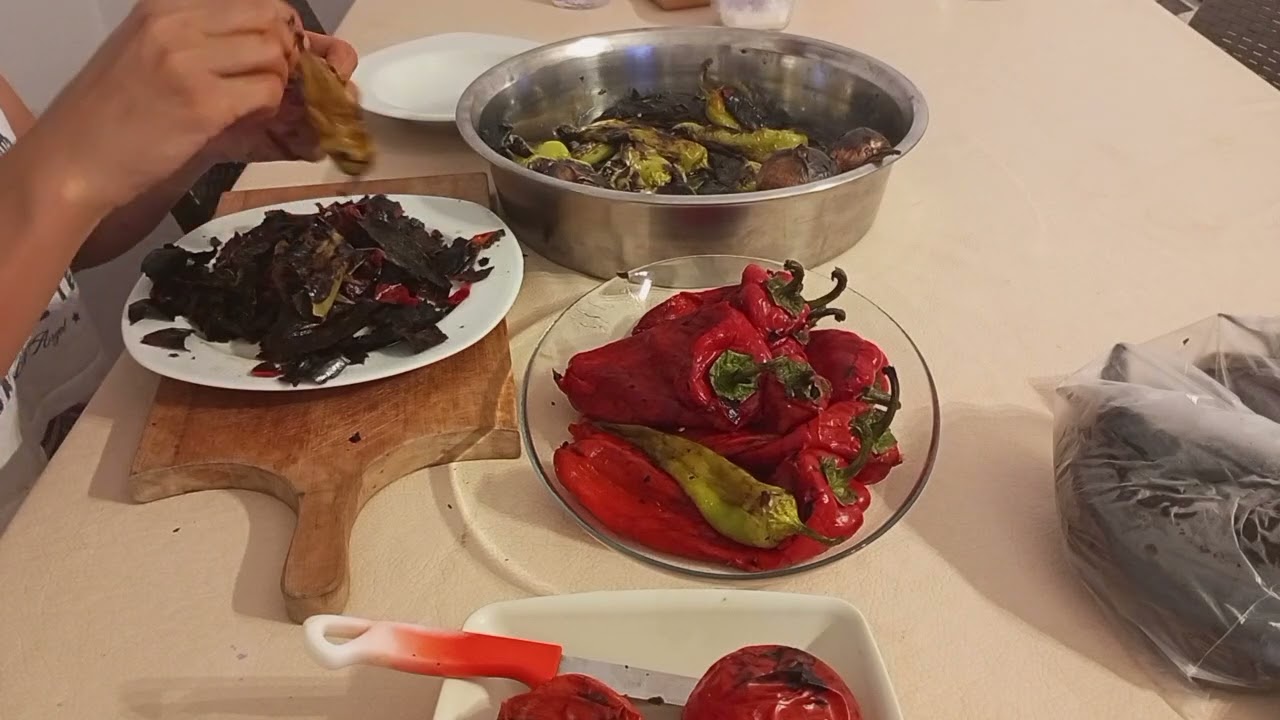 KÖZLENMİŞ SEBZELERİ BUZLUĞA HAZIRLIYORUM🙏 Evlenince farkettim mutfaktan çıkamıyorum🤷 #yt #youtube