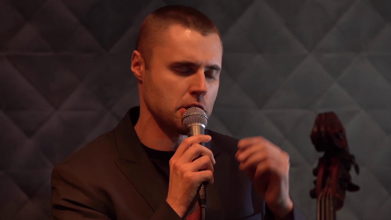 Nim wstanie dzień - Marcin Januszkiewicz | koncert "Nas więcej łączy" - reż. Janusz Gast