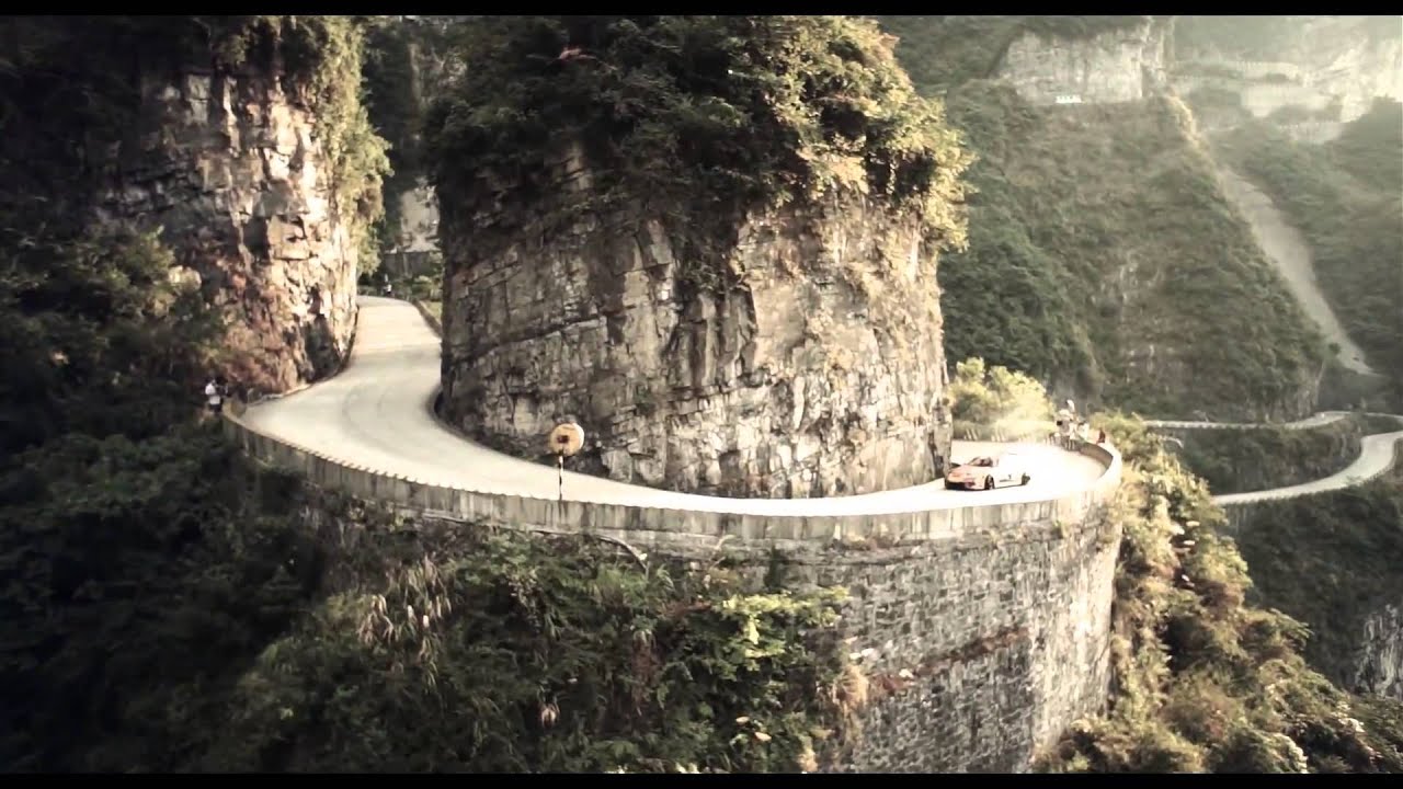 Red Bull Drift in China with  James Tang from Hong Kong and Federico Sceriffo