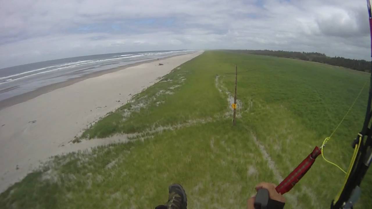 Paramotor Flying my Flat Top Super 200 Paramotor with K2 Wing @ the Oregon Coast near Seaside