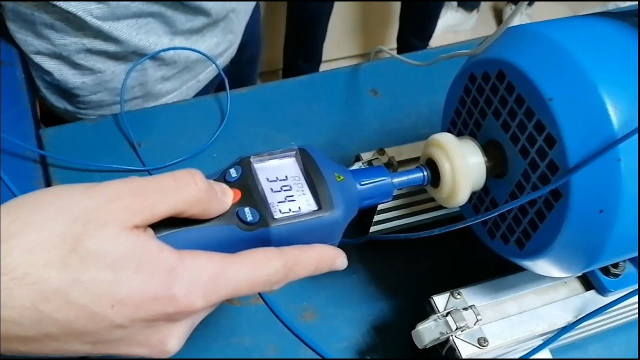 MEDIR VELOCIDAD DE MOTOR ELÉCTRICO CON TACÓMETRO