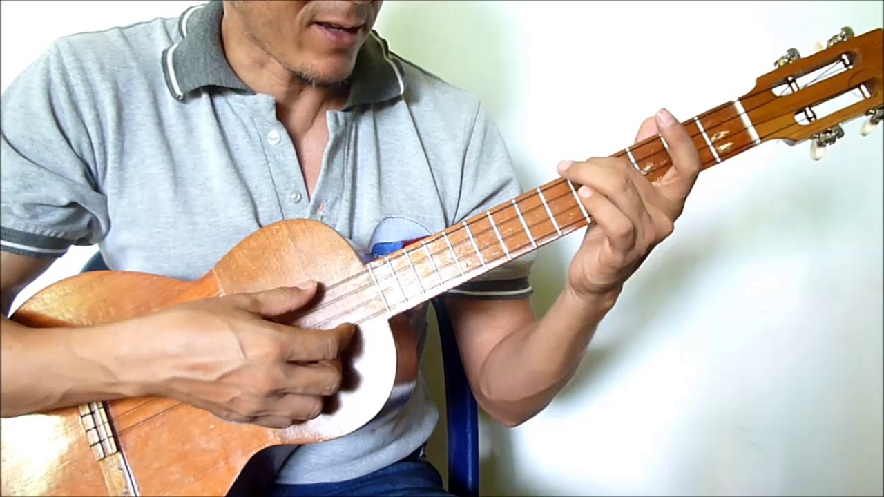 Como afinar mi cuatro - Tutorial