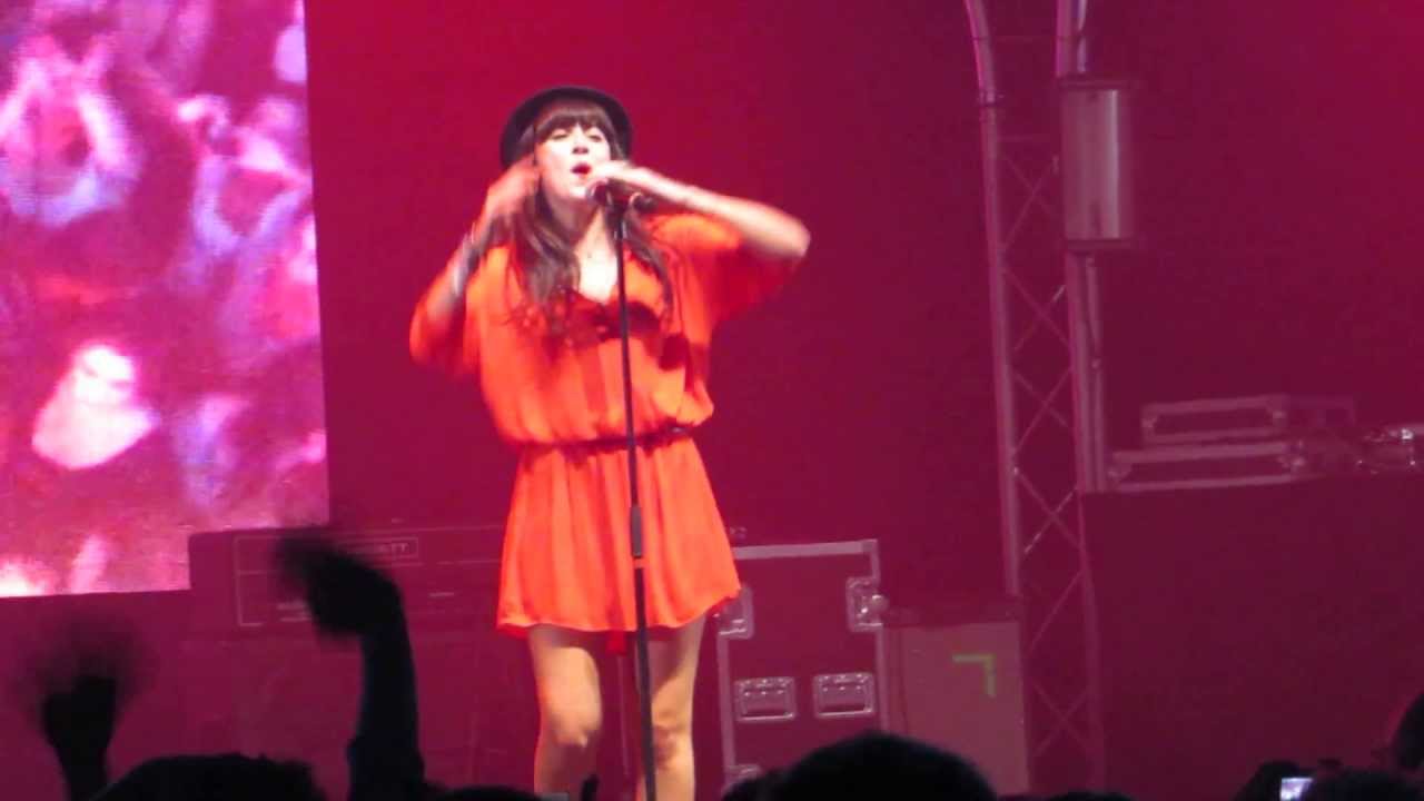 Nolwenn LEROY 