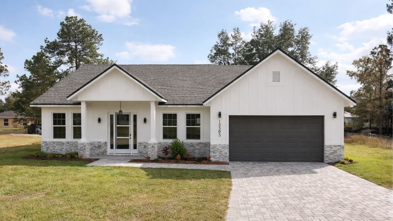 You Can Still Buy a New Home in Ocala, FL for Under $350K — On Nearly 1/2 Acre Lot