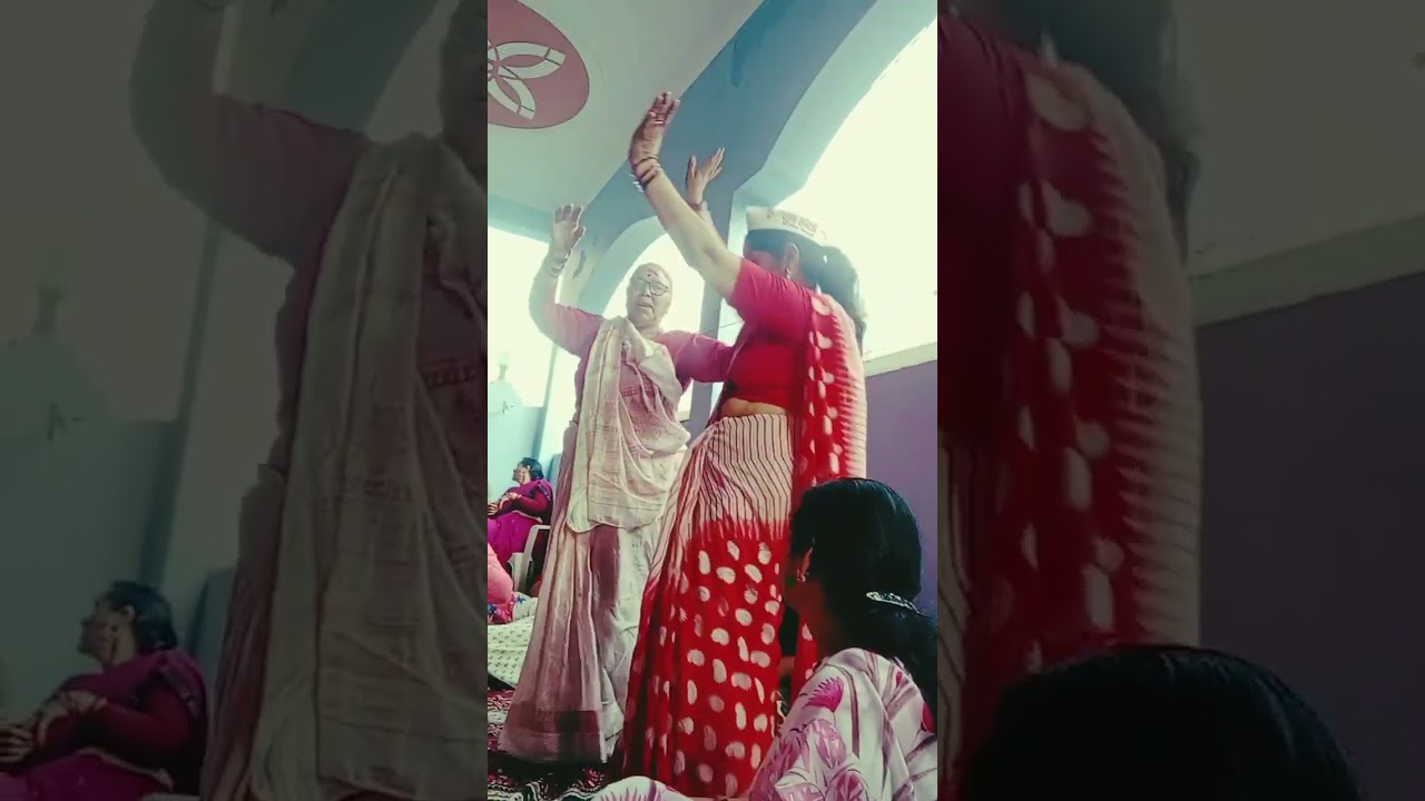 होली में हल्द्वानी शहर वालों ने किया धमाकेदार डांस 😊