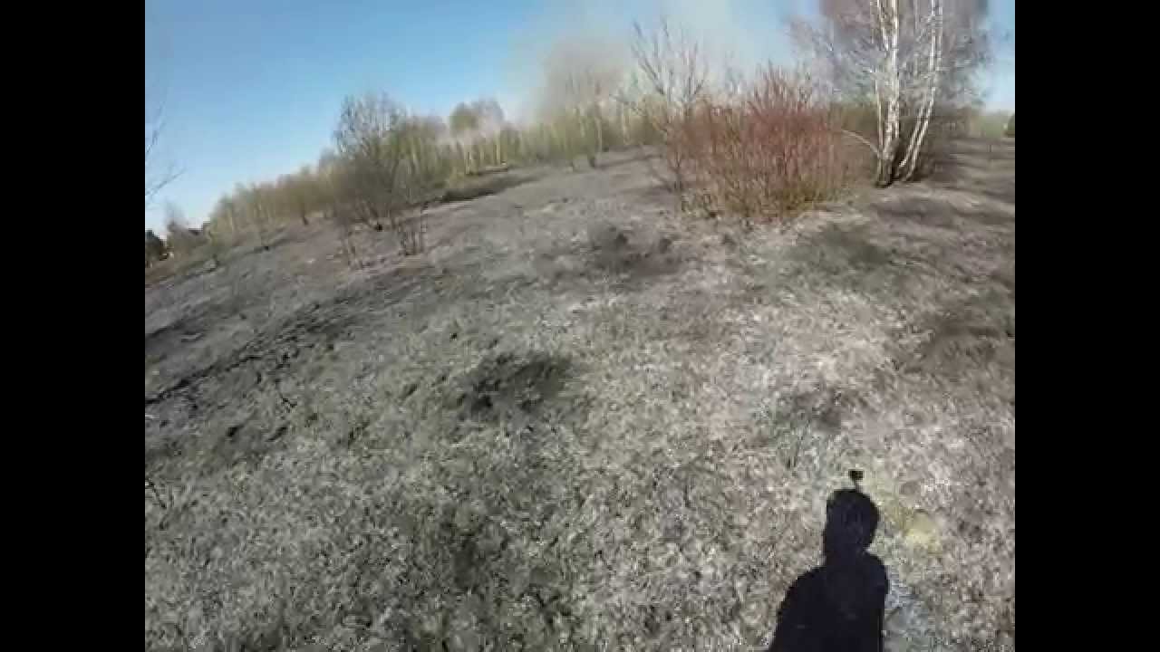 Okiem reportera 46. Pozar traw przy ul. Daimlera w Warszawie.