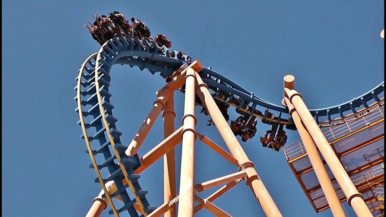 Stunt Fall (Off-Ride) Parque Warner Madrid - Giant Inverted Boomerang