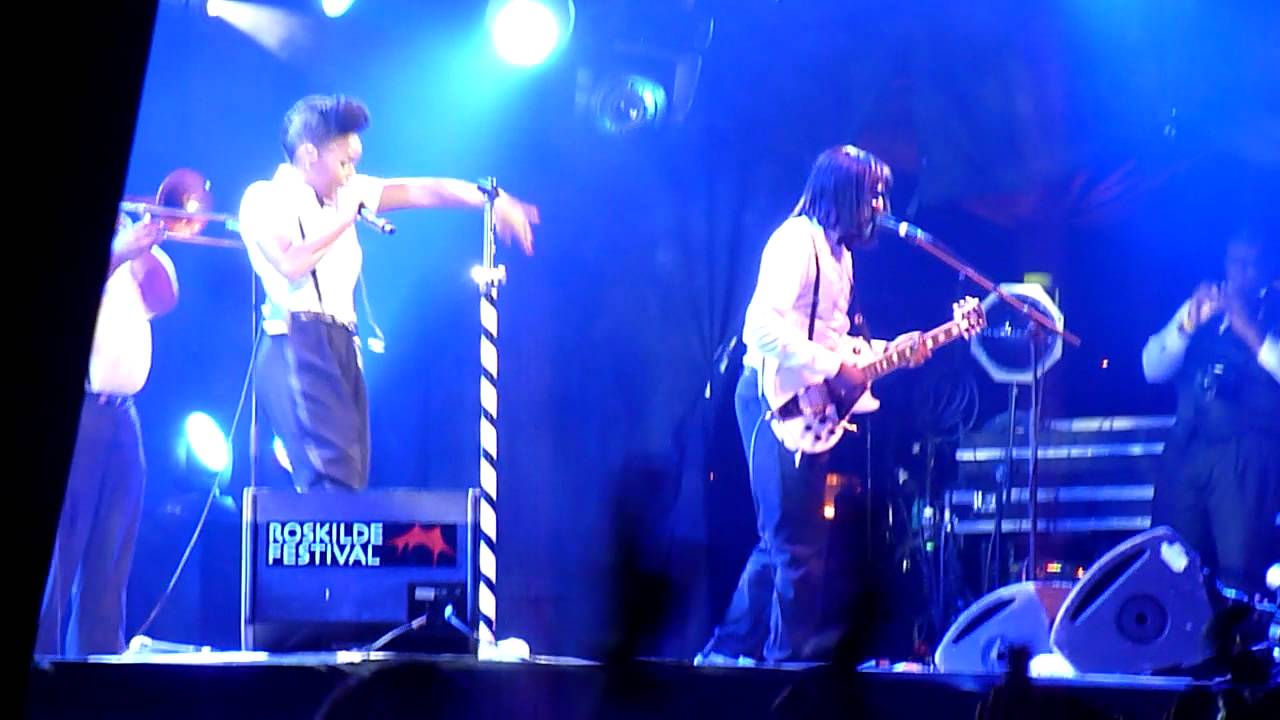 Janelle Monáe - Cold War + Tightrope (Live at Roskilde Festival, July 5th, 2012)