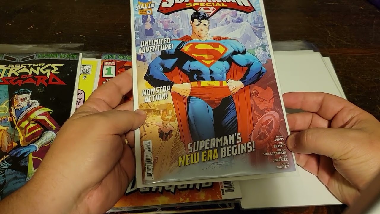 Bagging comics ASMR