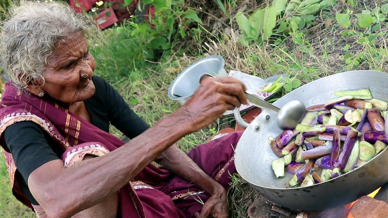 My 105 years Grandma's Yummy Brinjal Curry  |  World Best Brinjal Recipe | Country Foods