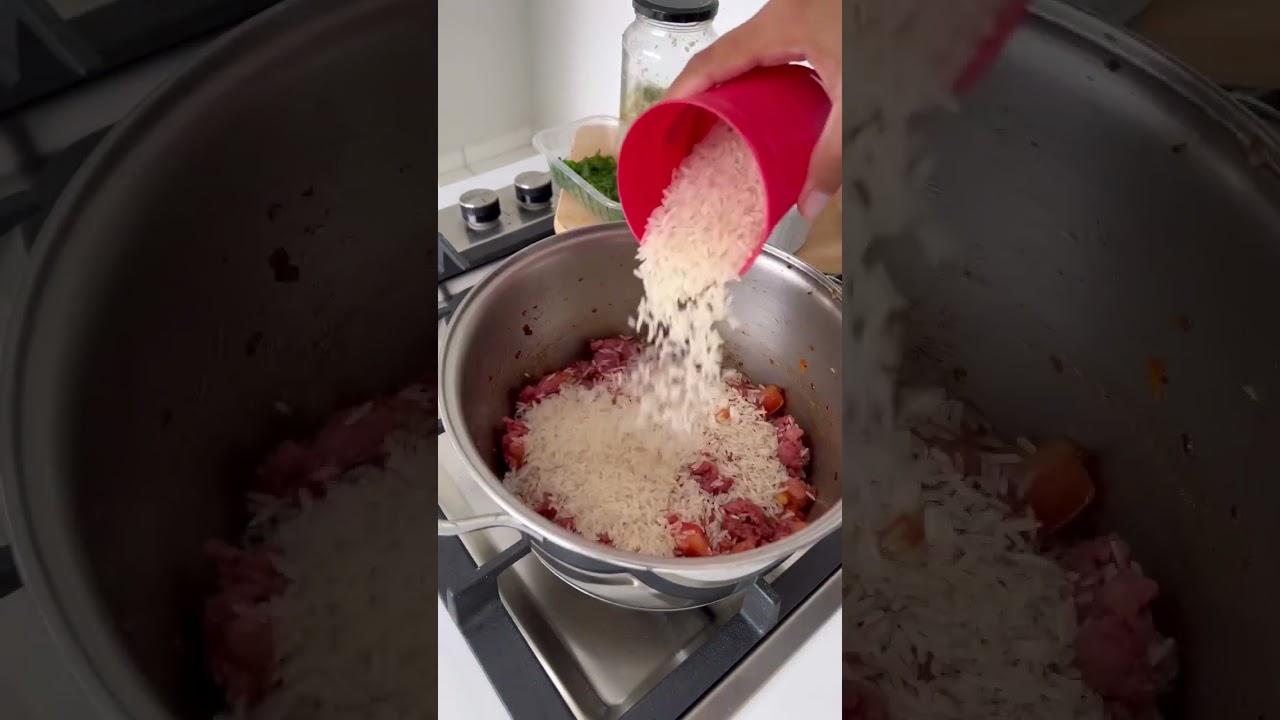 a receita de hoje &eacute; arroz a toscana, uma op&ccedil;&atilde;o de almo&ccedil;o super r&aacute;pido e f&aacute;cil de fazer #receitafacil
