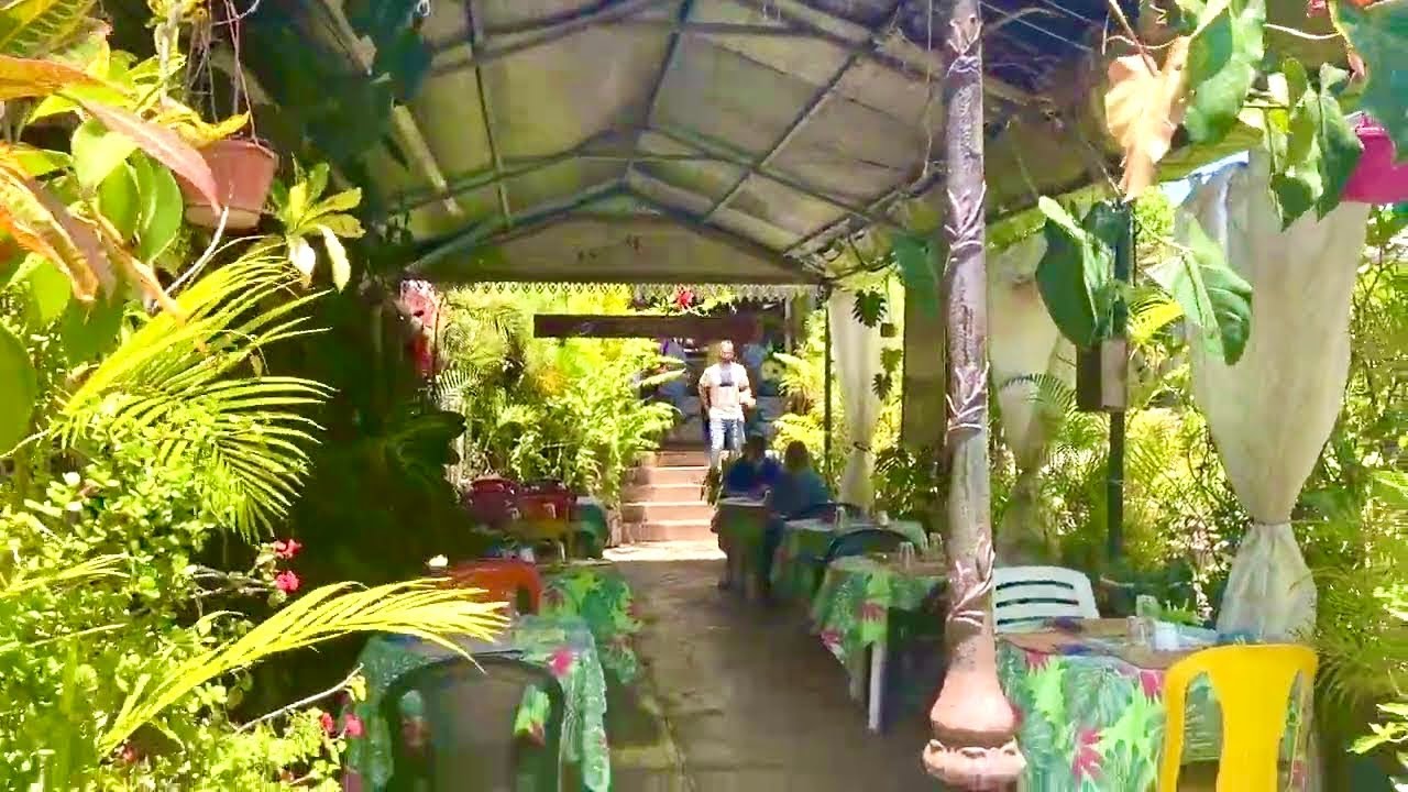 Restaurant &laquo;&nbsp;Chez Rose&nbsp;&raquo; - Saint-Pierre