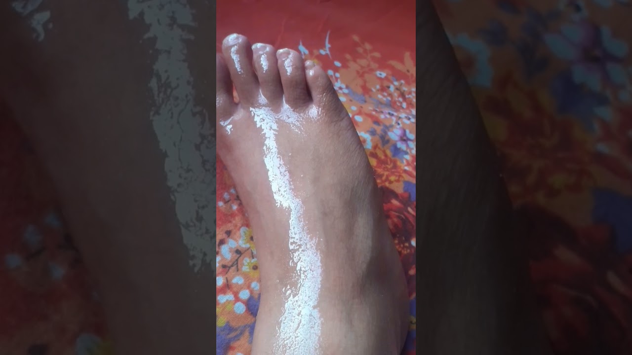 Meril Rosewater Glycerine apPlied on extremely dry skin #skincare #glowup #satisfying  #challenge
