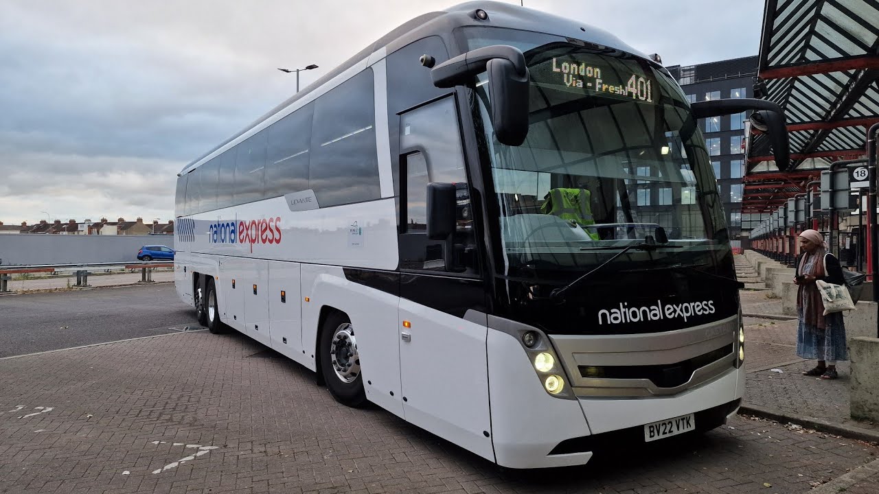 Edwards (National Express) Scania K410 Levante 3 on 401 to London