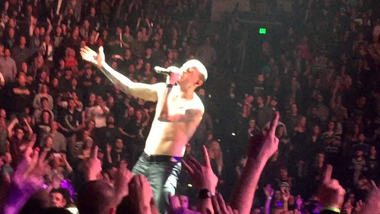 Bleed It Out/The Catalyst (Live) in HD - Linkin Park [The Hunting Party Tour]