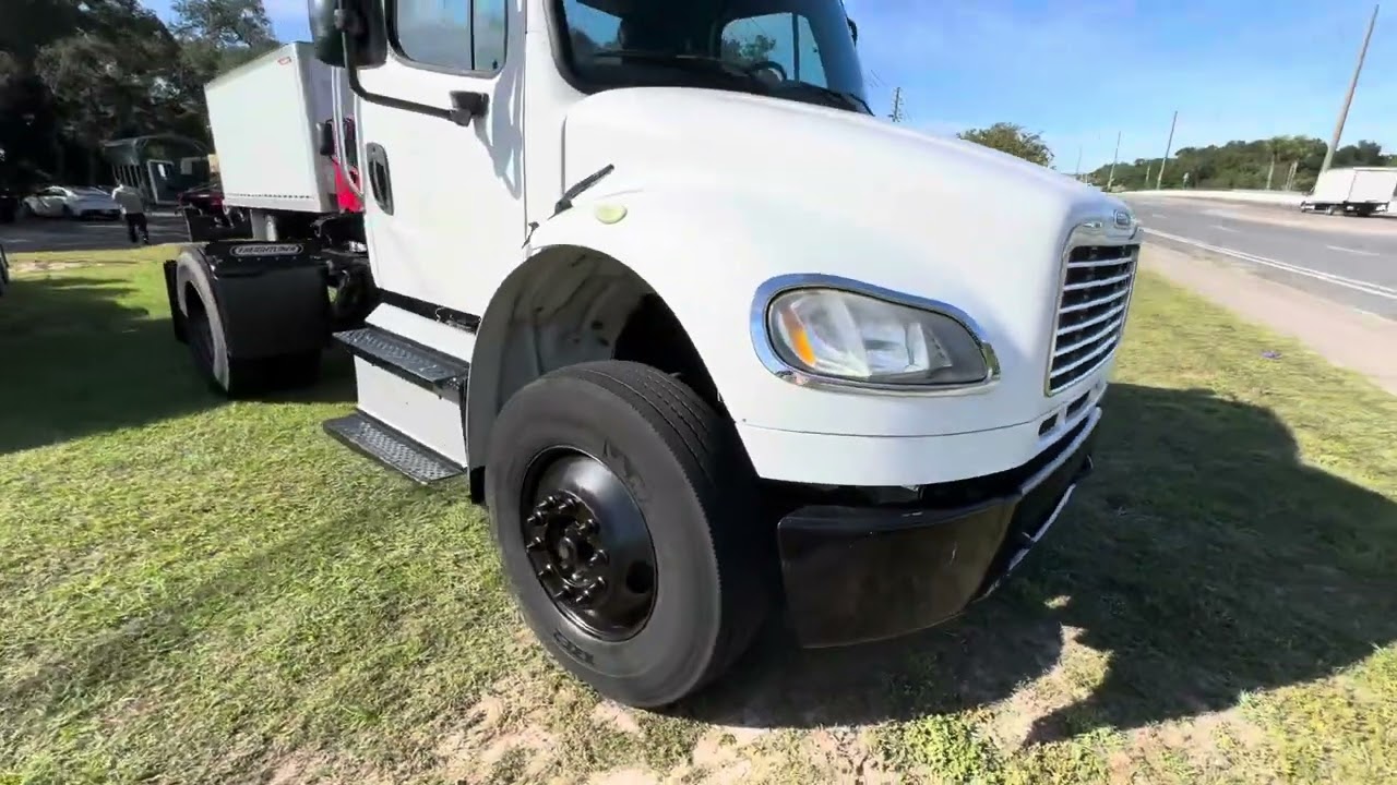 2015 Freightliner m2 crank and run
