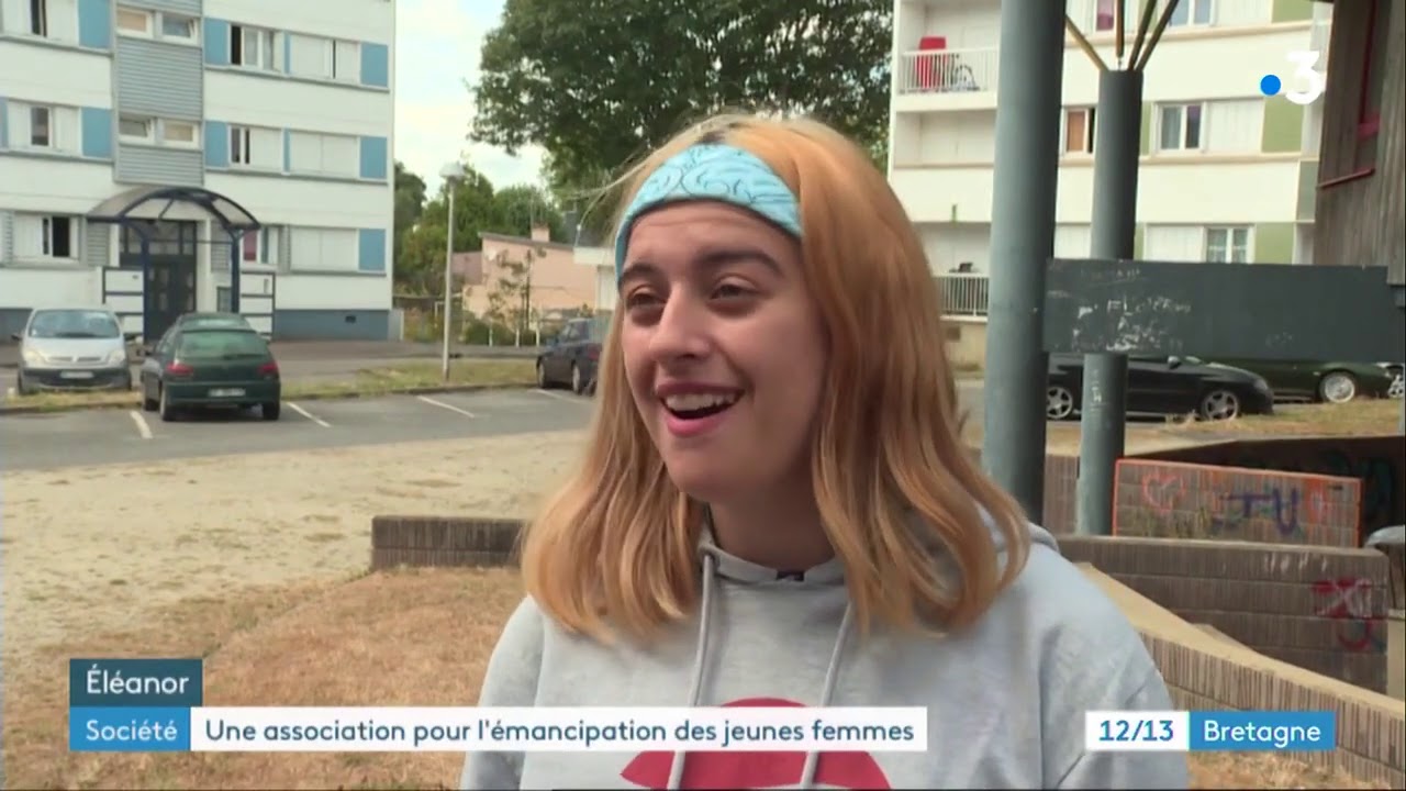 À Lorient et Hennebont, Élisabeth Moreno rencontre des jeunes femmes de l’association Cordée Cordage