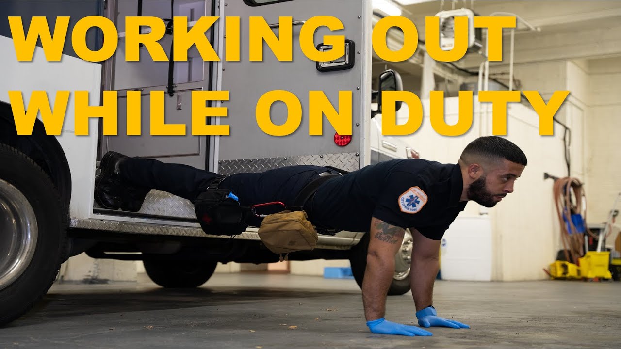 Working Out While On-Duty | NYC EMS Ambulance 🚑 | NYC EMT Paramedic / Medical Doctor