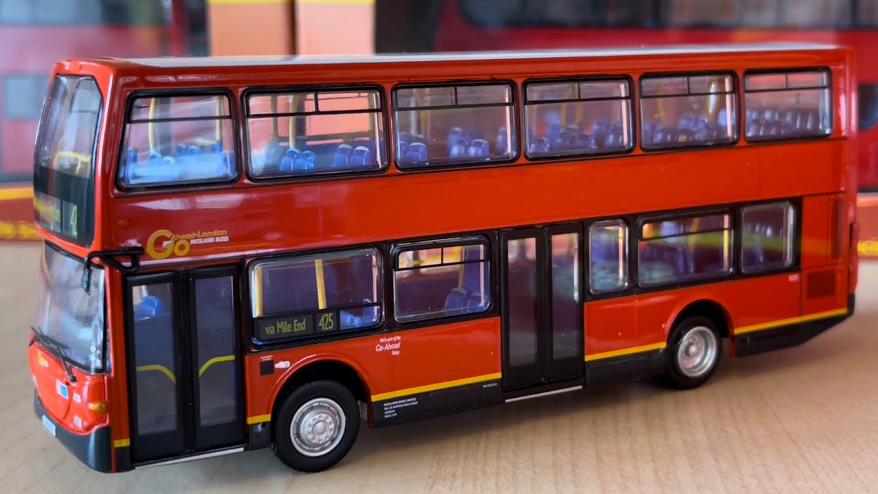 Britbus 1:76 Scale Scania Omnidekka Go-Ahead London Route 425 (ES2-04) Model Bus Review
