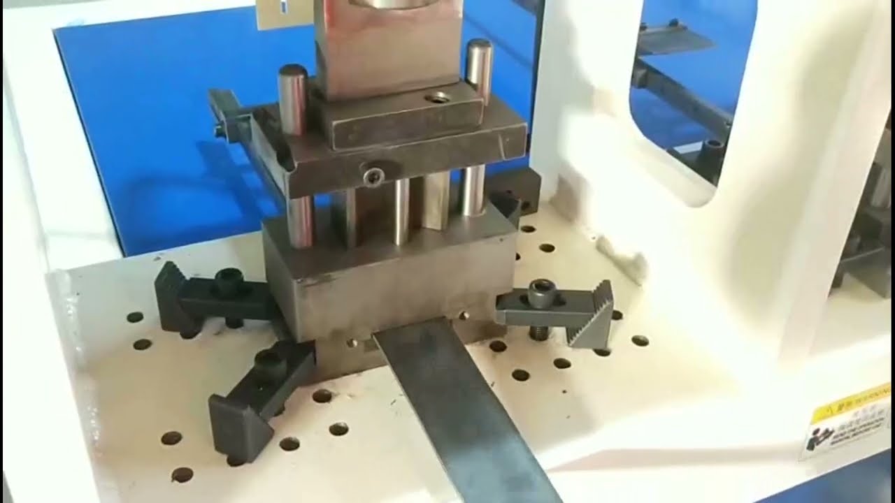 Flat Steel Punching Cutting Mould Hydraulic Punching Machine