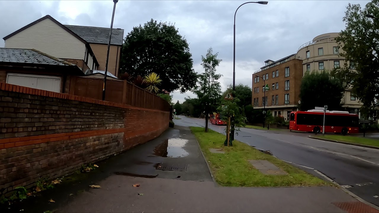 London Marathon Route Walkthrough - Mile 11 - Salter Road
