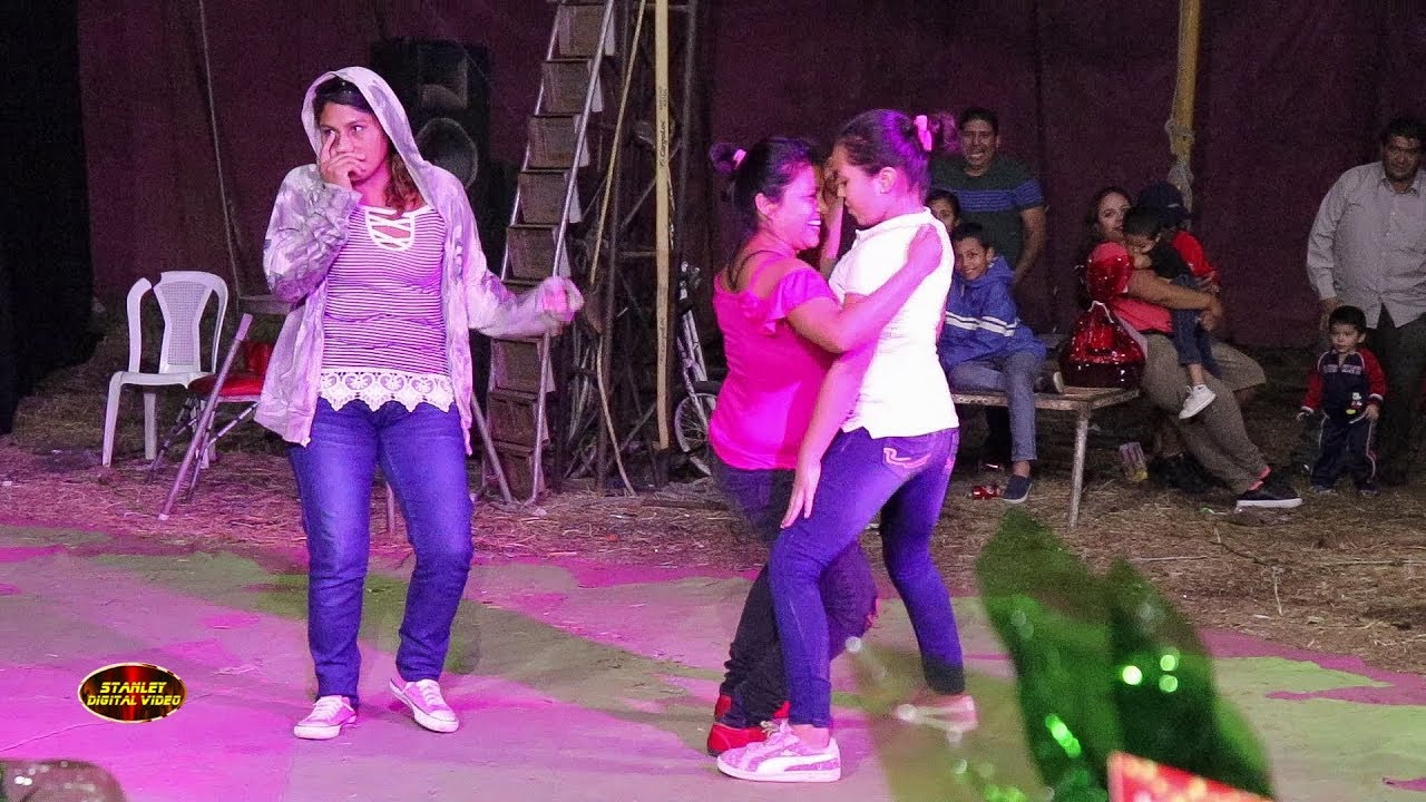 Concursos de baile con Muñuña  ( Wonder Boys  2018)