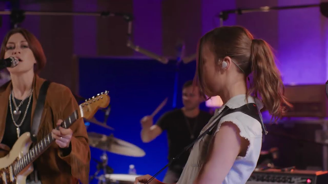 Larkin Poe 