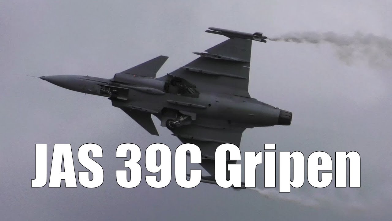 Gripen Pure Airshow - Saab JAS39C Shows How To Do It [4K UHD] Seinäjoki Airshow 2017